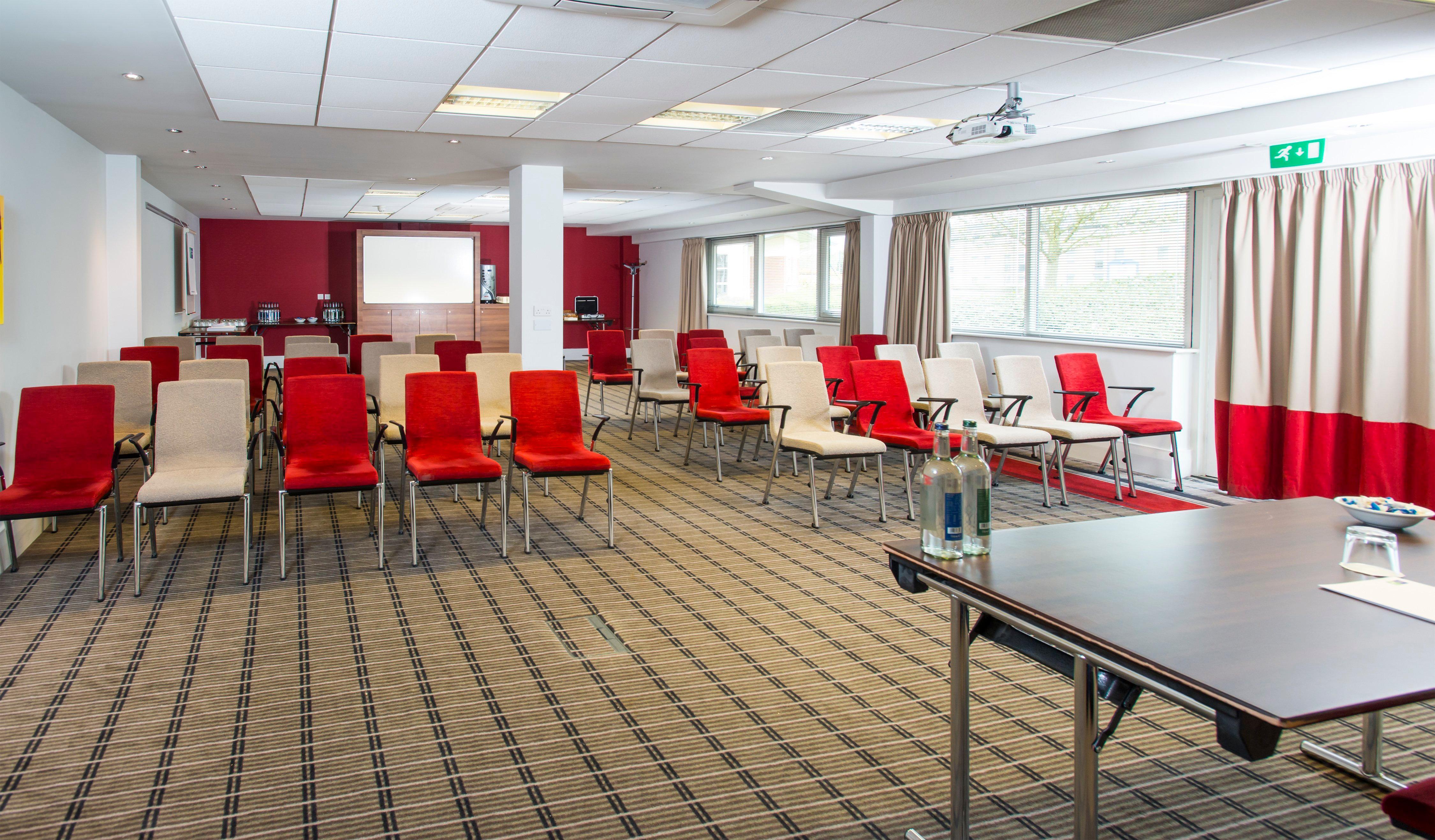 Hotel Express - South By Ihg 3*