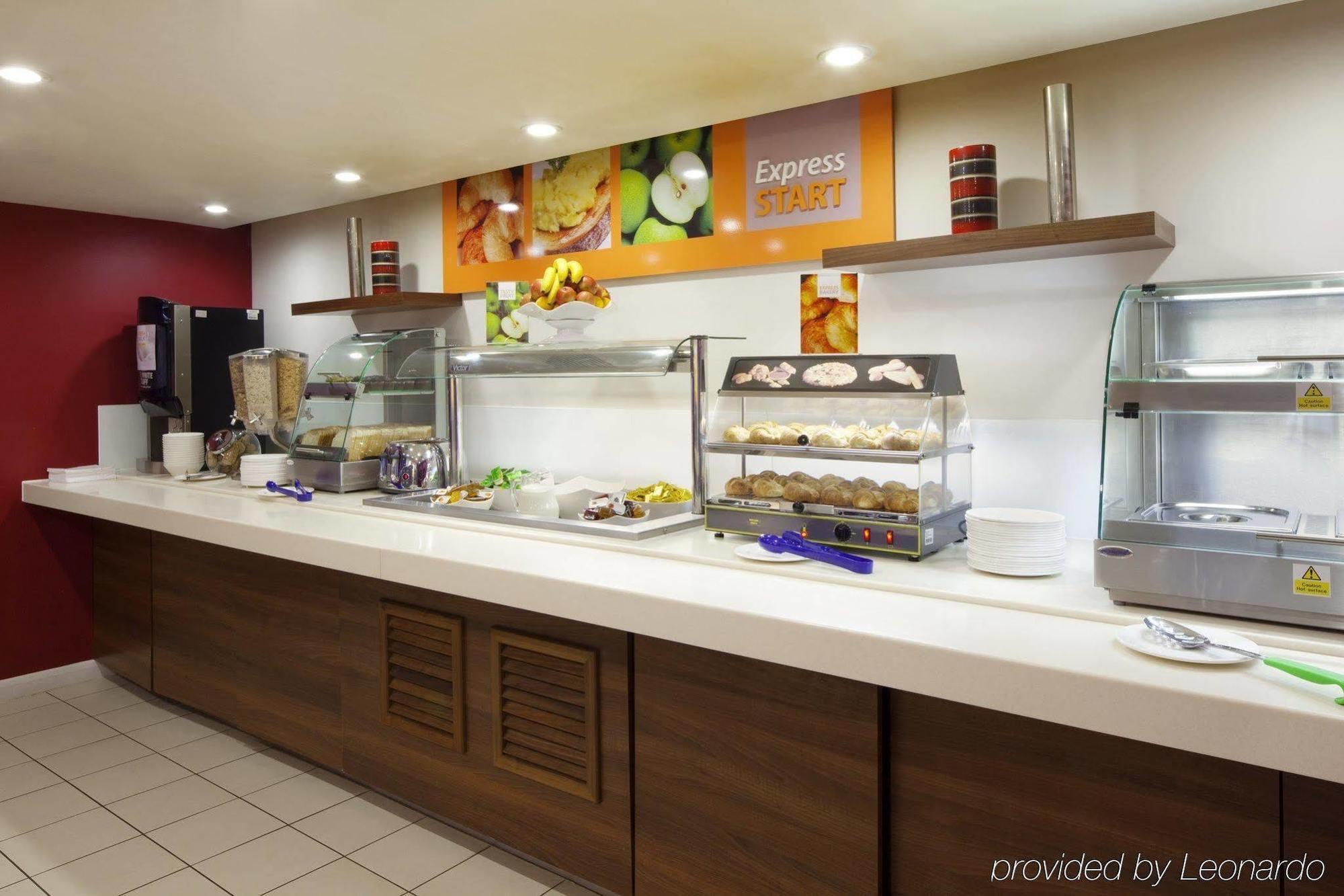 Express - South By Ihg Northampton